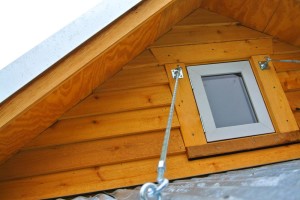 tiny house folding roof strut support