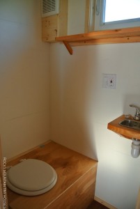 Rocky Mountain Tiny Houses 18' Boulder toilet