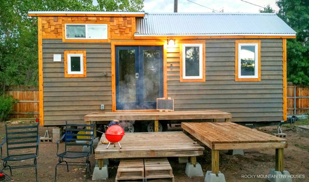 Custom 24' Tiny House exterior