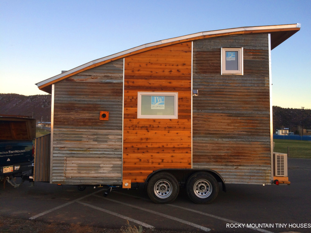 curved roof tiny house profile