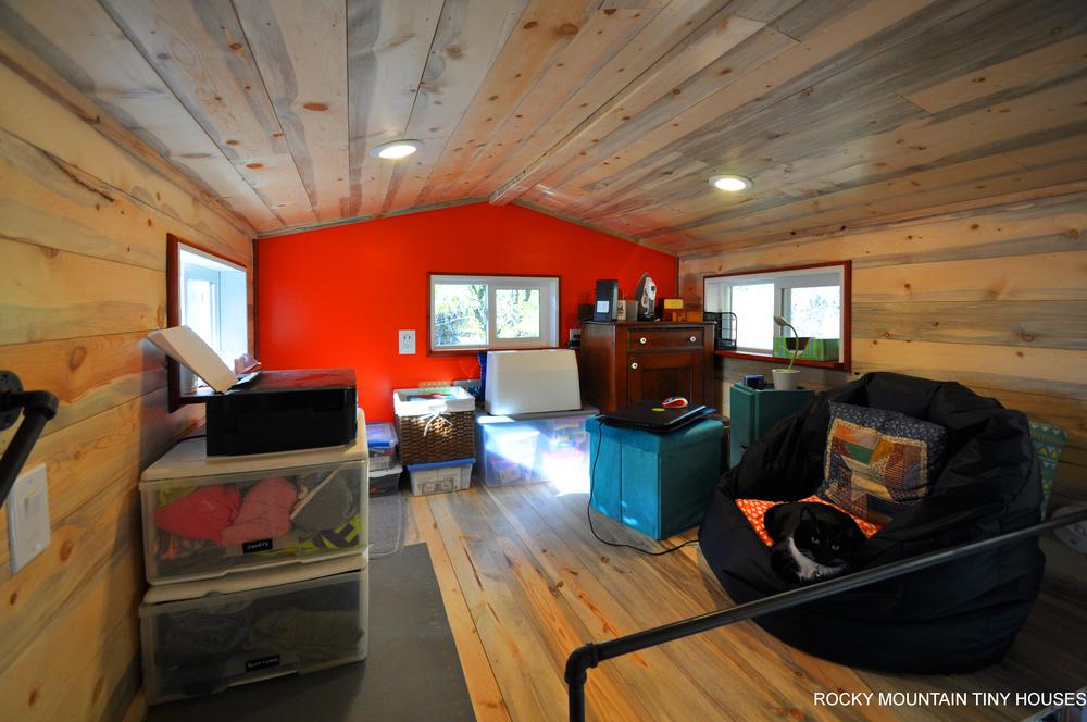 Harmony Haven Tiny House loft office1