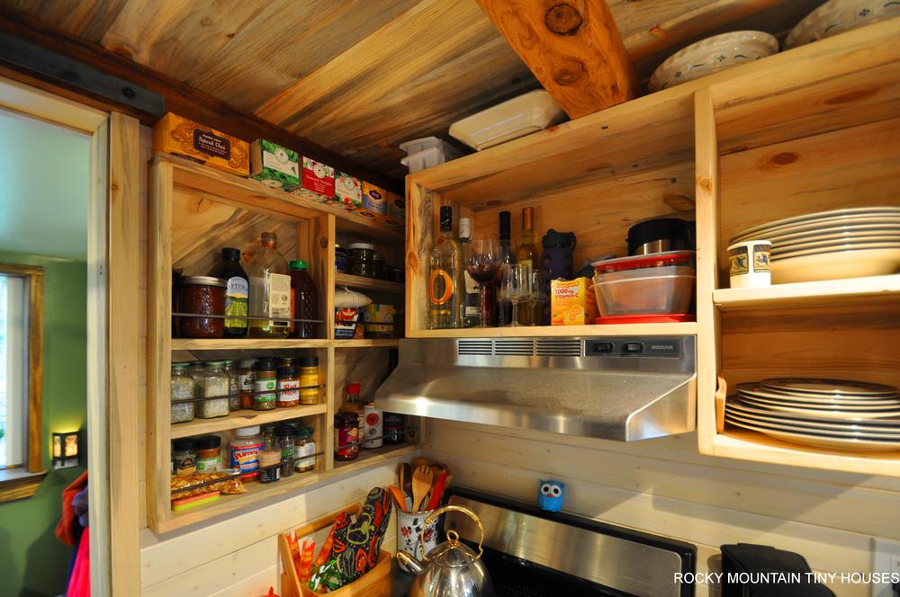 Red Mountain 34' Tiny House kitchen 2